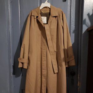 London Fog Vintage Zip-Out Lining Trench Coat